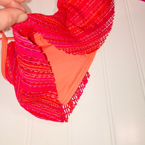 Reece Ruffle Top Parrot Cay Coral